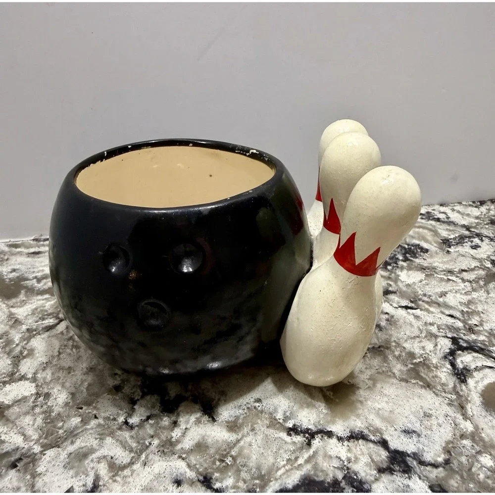 Napco Bowling Pin Ball Ceramic Planter League Flower Succulent Kitschy Vintage